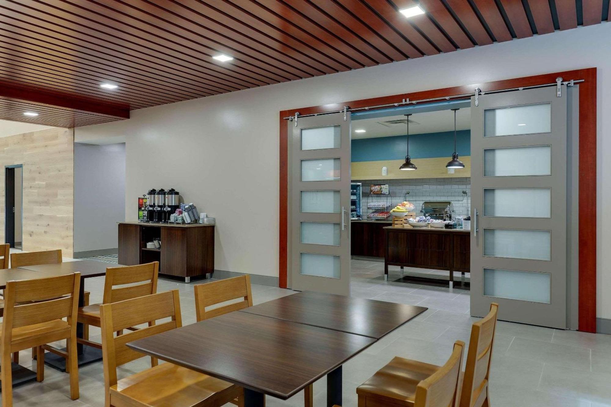 Country Inn & Suites By Radisson, Cumming Near Northside Hospital Forsyth Ngoại thất bức ảnh